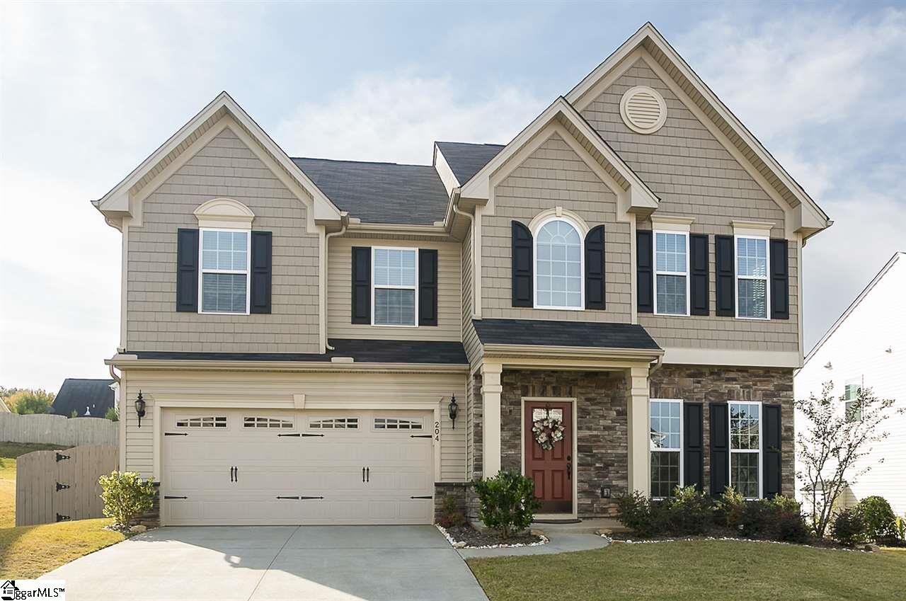 Property Photo:  204 Wateree Way  SC 29680