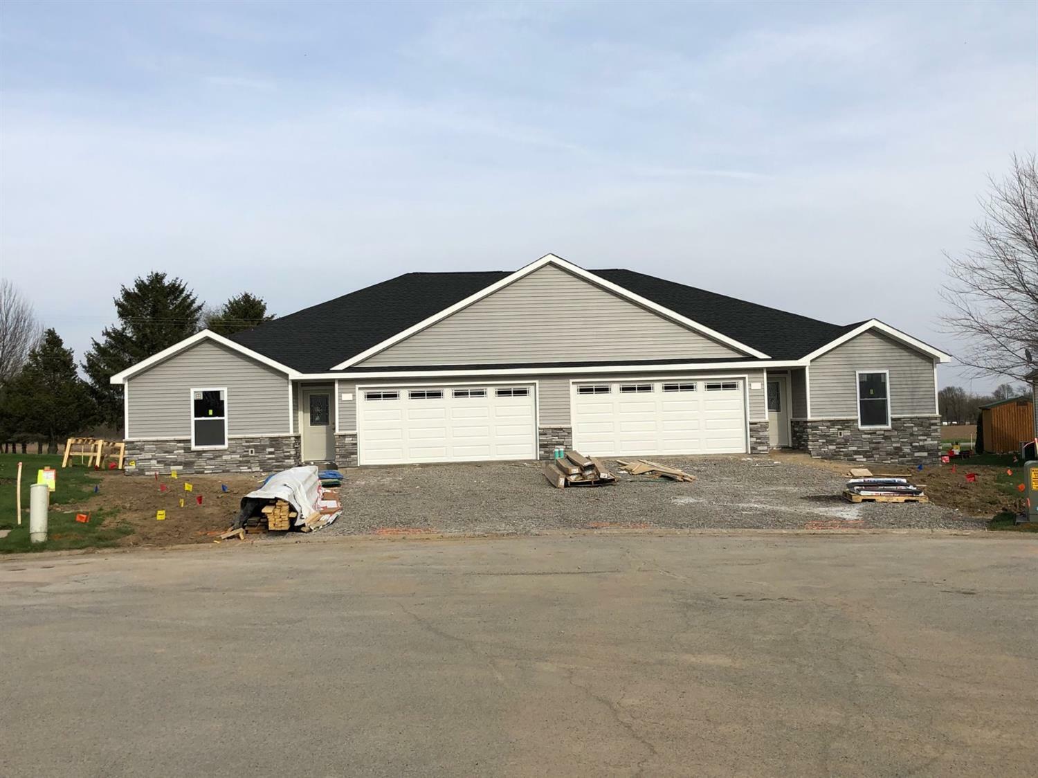 Property Photo: 17757 Indiana Court IN 46356