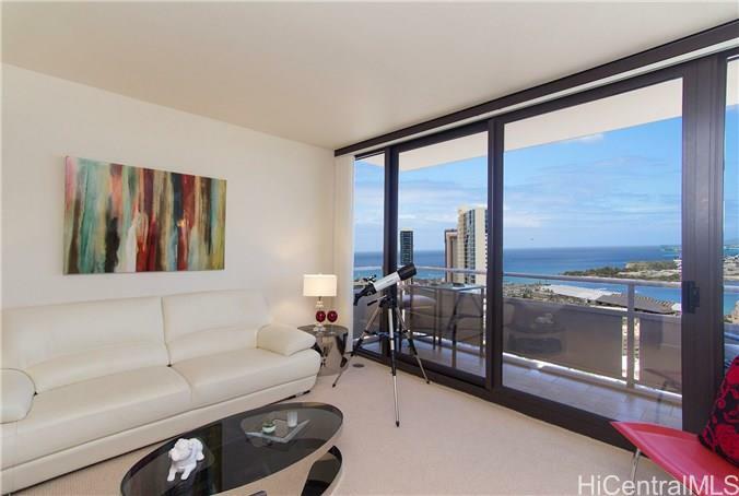 Property Photo:  600 Queen Street 3604  HI 96813 