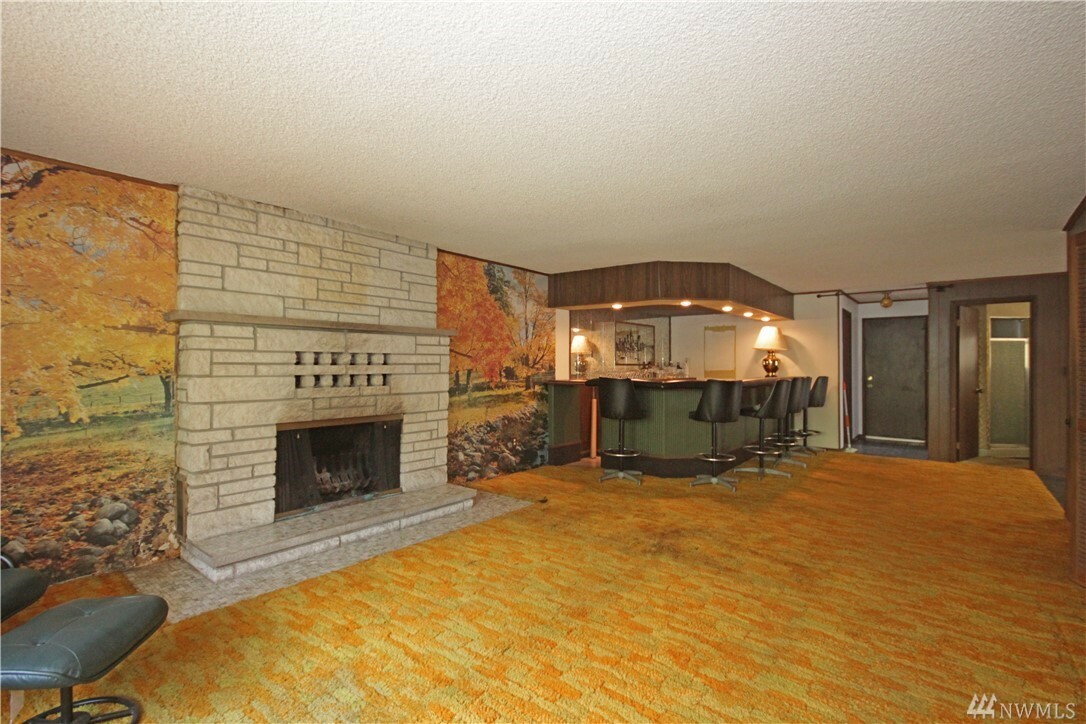 Property Photo:  1604 SW 168th St  WA 98166 