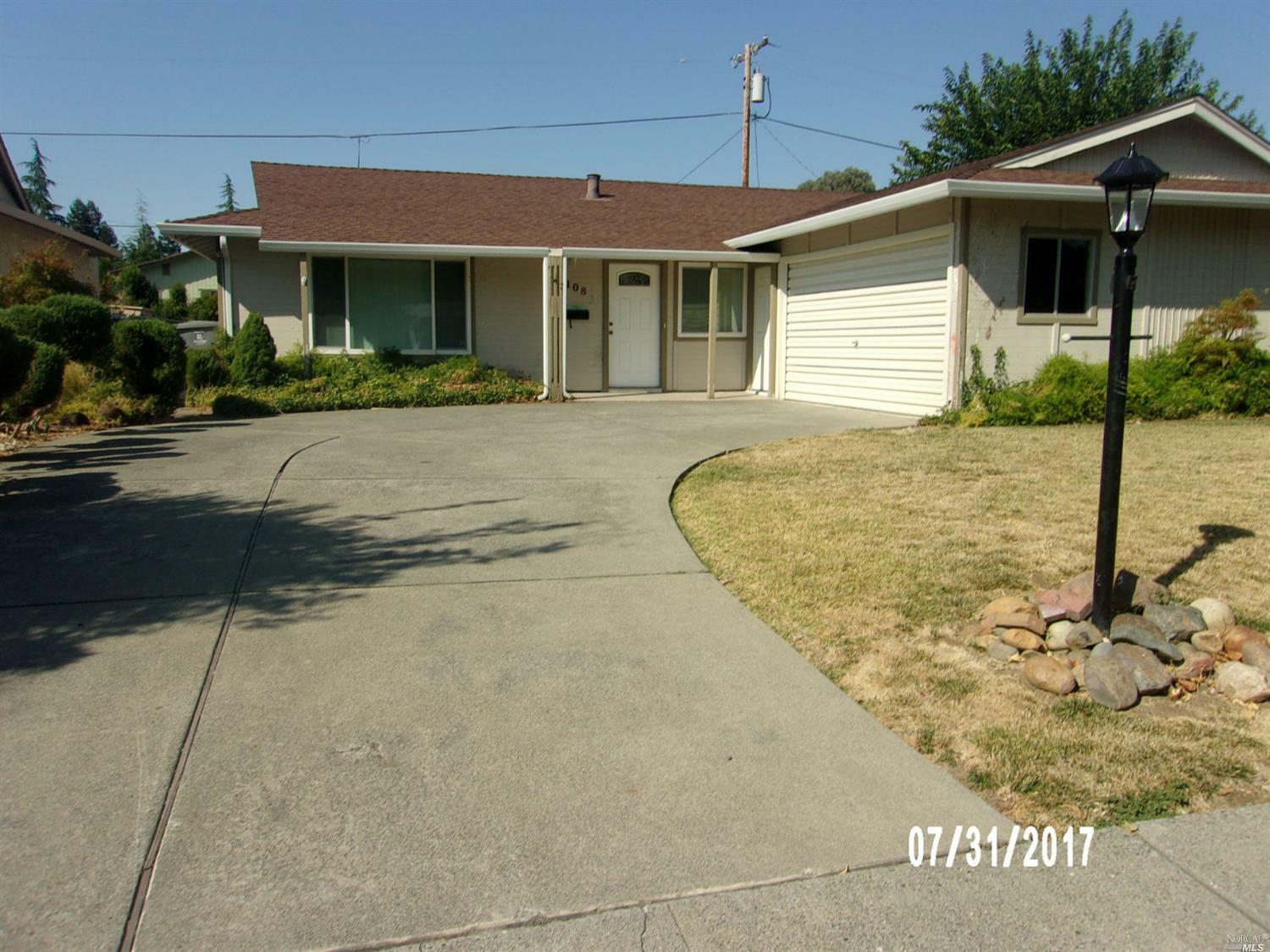 108 Rainier Circle  Vacaville CA 95687 photo