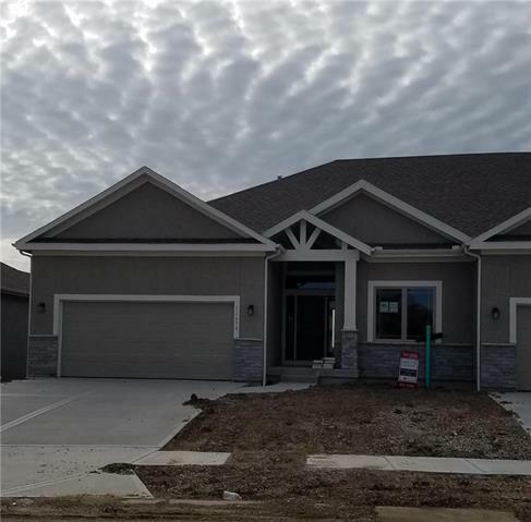 Property Photo: 11650 S Deer Run Street KS 66061