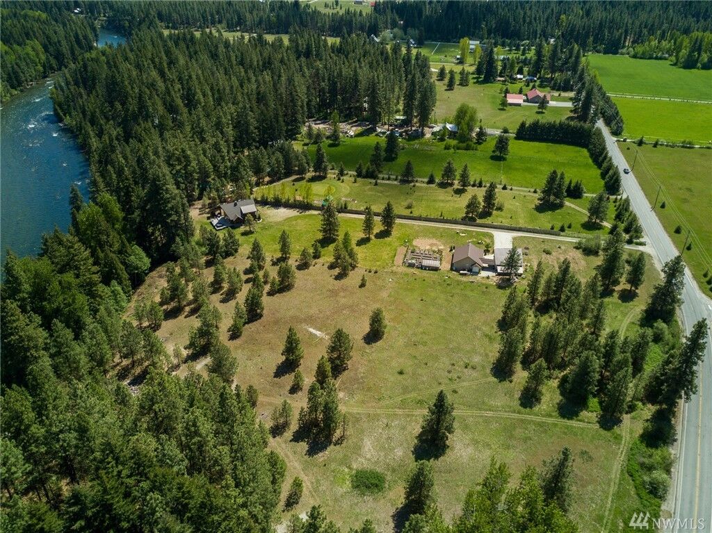 Property Photo:  19919 Beaver Valley Rd  WA 98826 