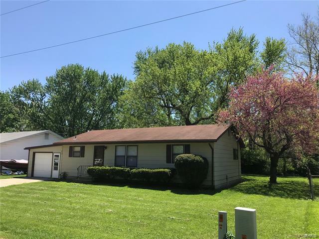 Property Photo:  212 Carson Street   62097 