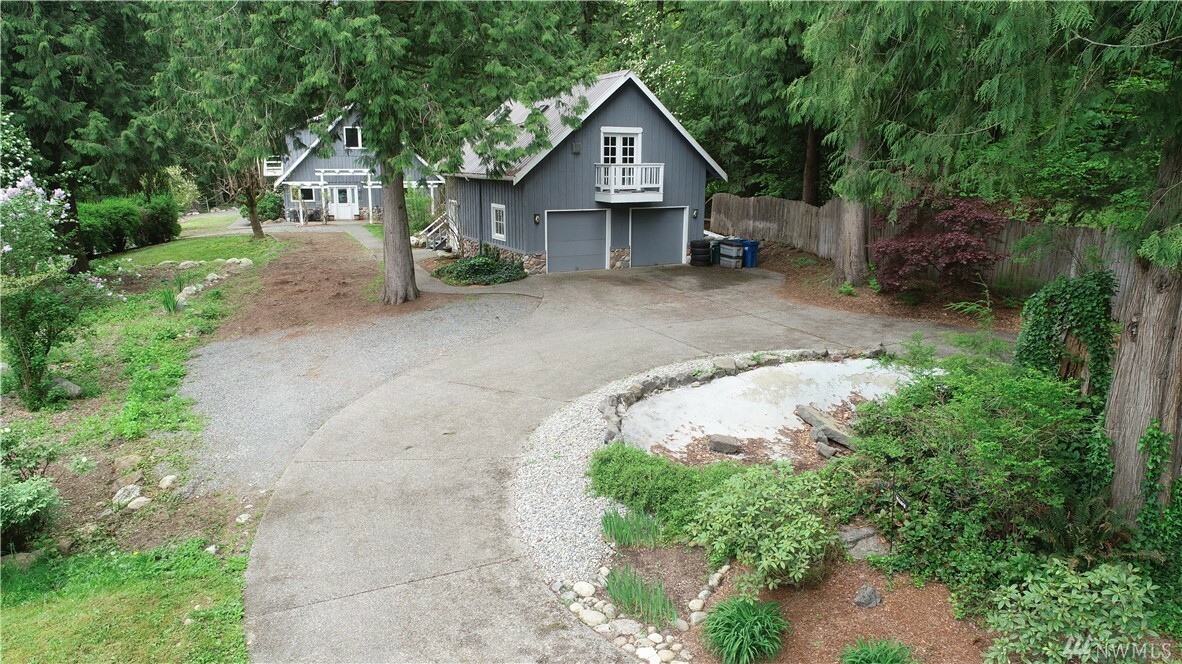 Property Photo:  25722 SE Tiger Mountain Rd  WA 98027 