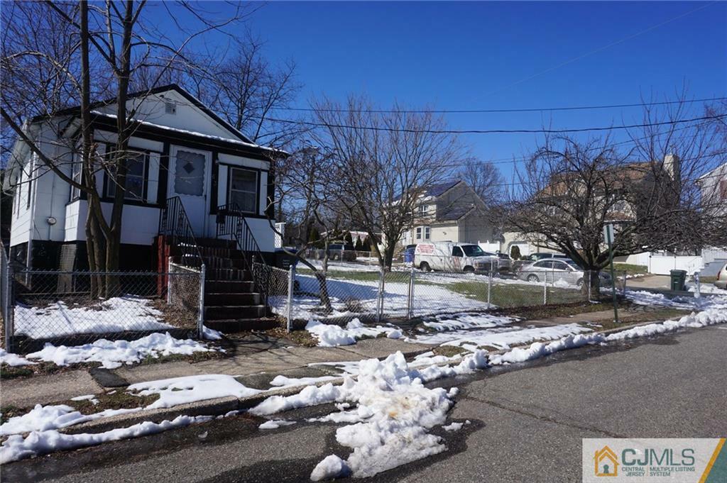 Property Photo:  63 Hillcrest Avenue  NJ 08830 