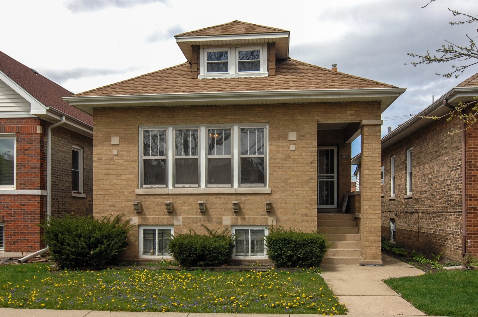 Property Photo: 2318 Keating Avenue IL 60639
