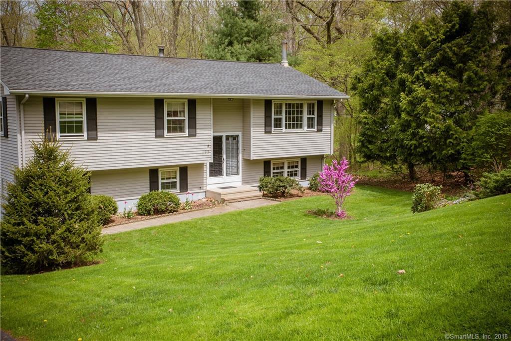 Property Photo: 105 Brook Lane CT 06471