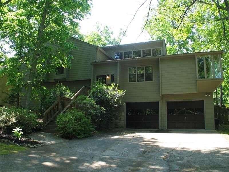 Property Photo:  340 Spring Ridge Trace   30076 