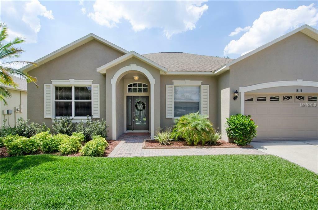 Property Photo:  18118 Kara Court  FL 33647 