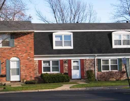 Property Photo: 1429 Tinnerella Ave 0 IL 60107