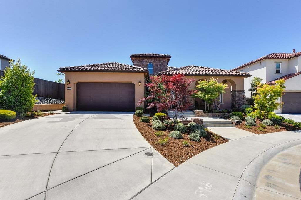 Property Photo:  132 Blazing Star Court  CA 95661 