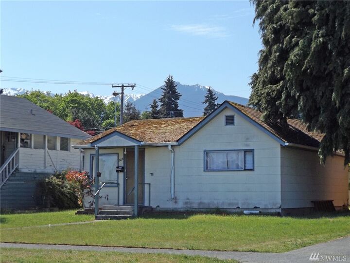 508 W 10th St  Port Angeles WA 98362 photo