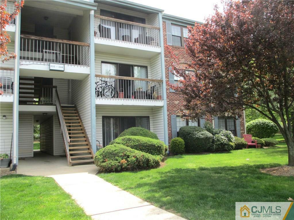 Property Photo:  336 Danbury Court 336  NJ 08816 