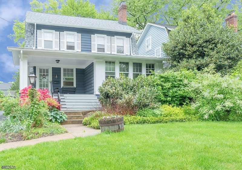 Property Photo:  22 Yale St  NJ 07040 