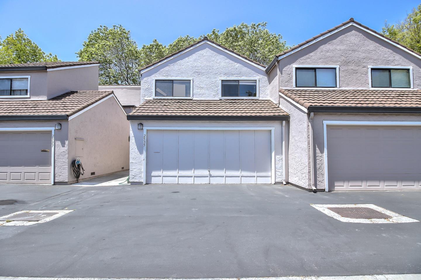 Property Photo:  2535 Hawkington Court  CA 95051 