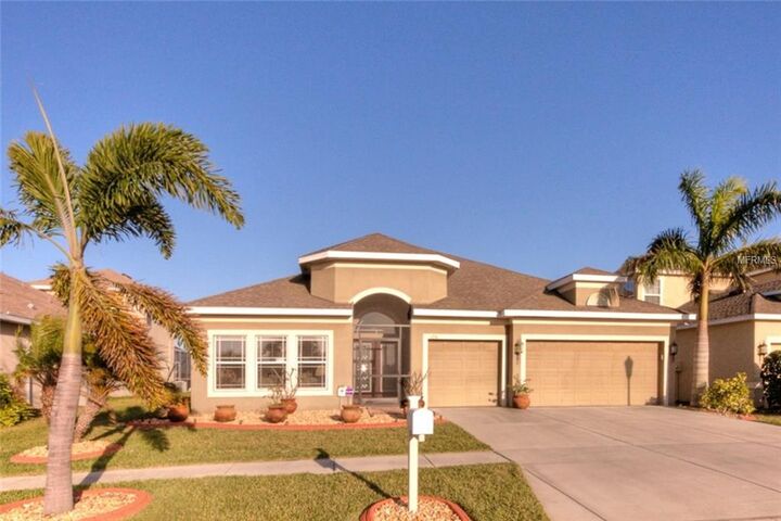 Property Photo: 1754 Mira Lago Circle FL 33570