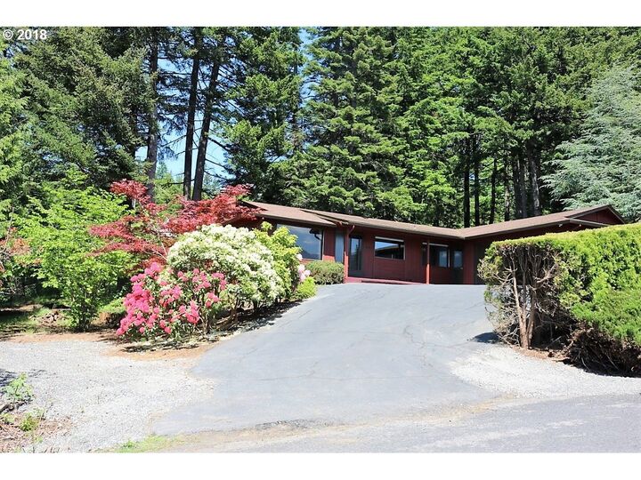 211 NE Ridgecrest Dr  Stevenson WA 98648 photo