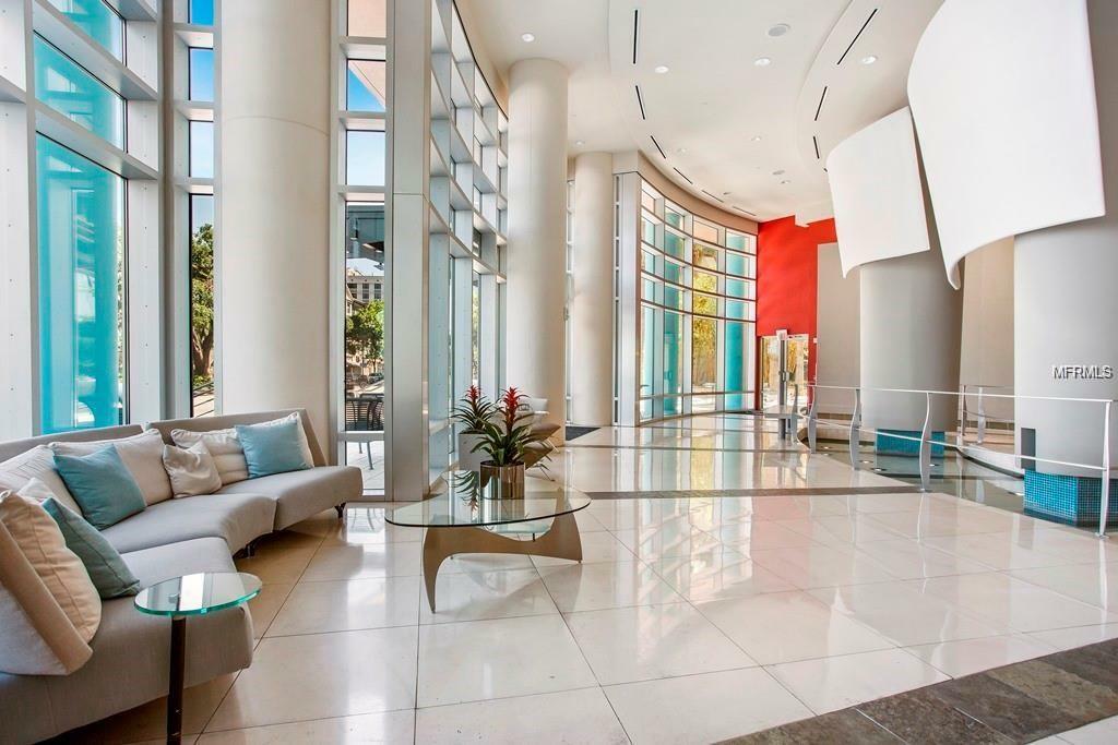 Property Photo: 322 E Central Boulevard 911 FL 32801