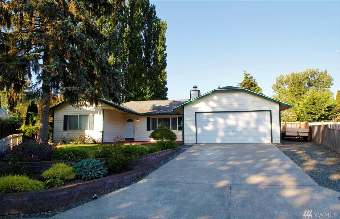 Property Photo: 6901 NE 88th Place NE WA 98270