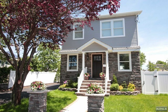 Property Photo:  5-25 Hartley Place  NJ 07410 