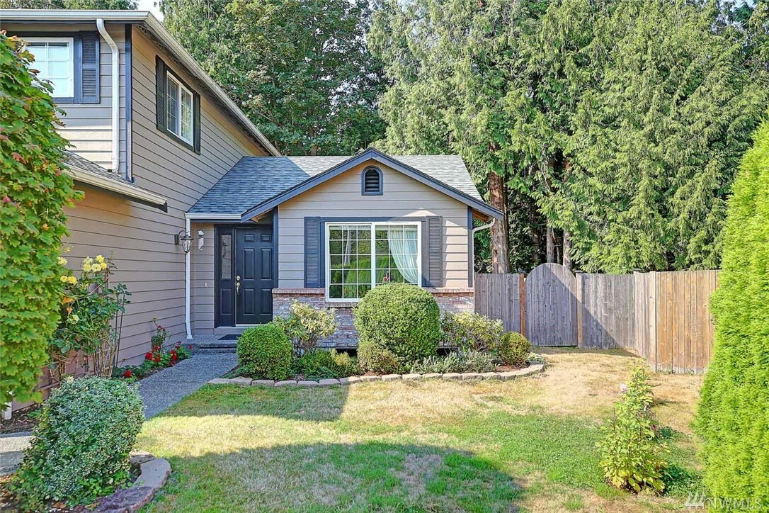 Property Photo:  26533 Fox Hill Dr N  WA 98292 