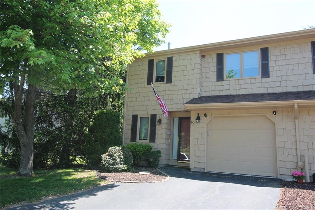 Property Photo:  59 Cortland Way 59  CT 06111 