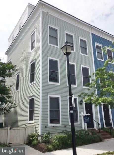 Property Photo:  808 Alfred Street N  VA 22314 