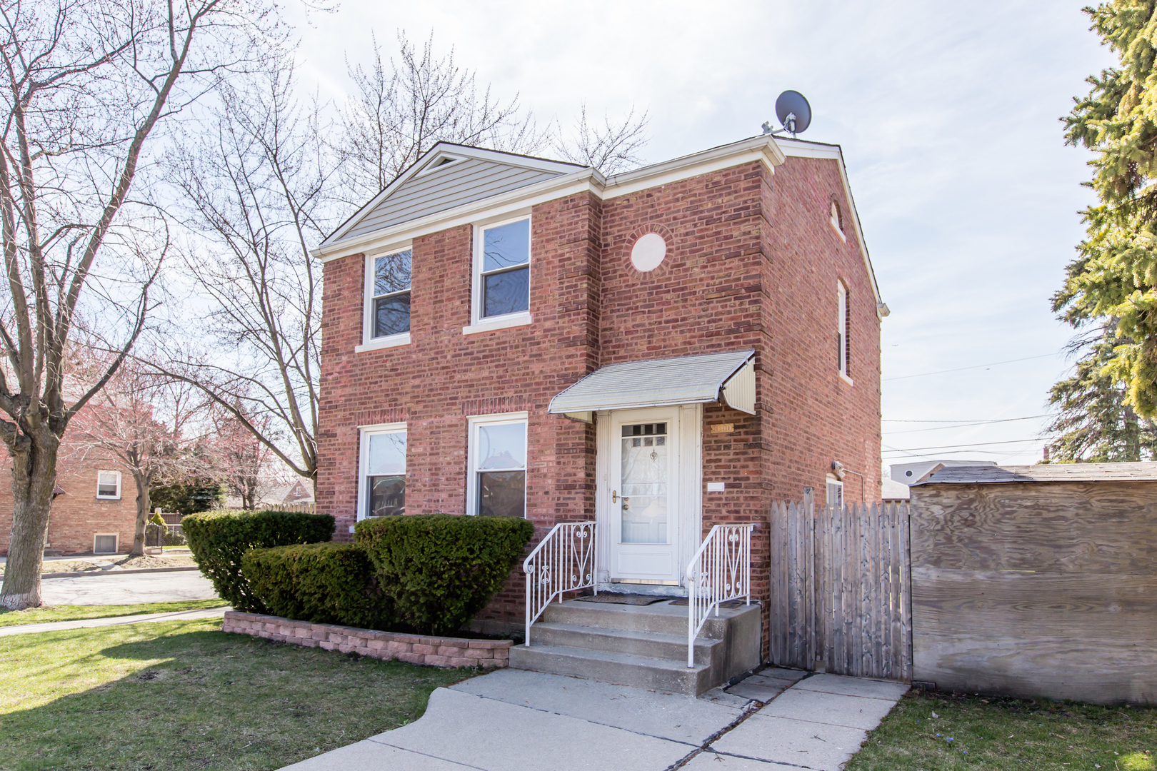 Property Photo: 3100 Octavia Avenue IL 60707