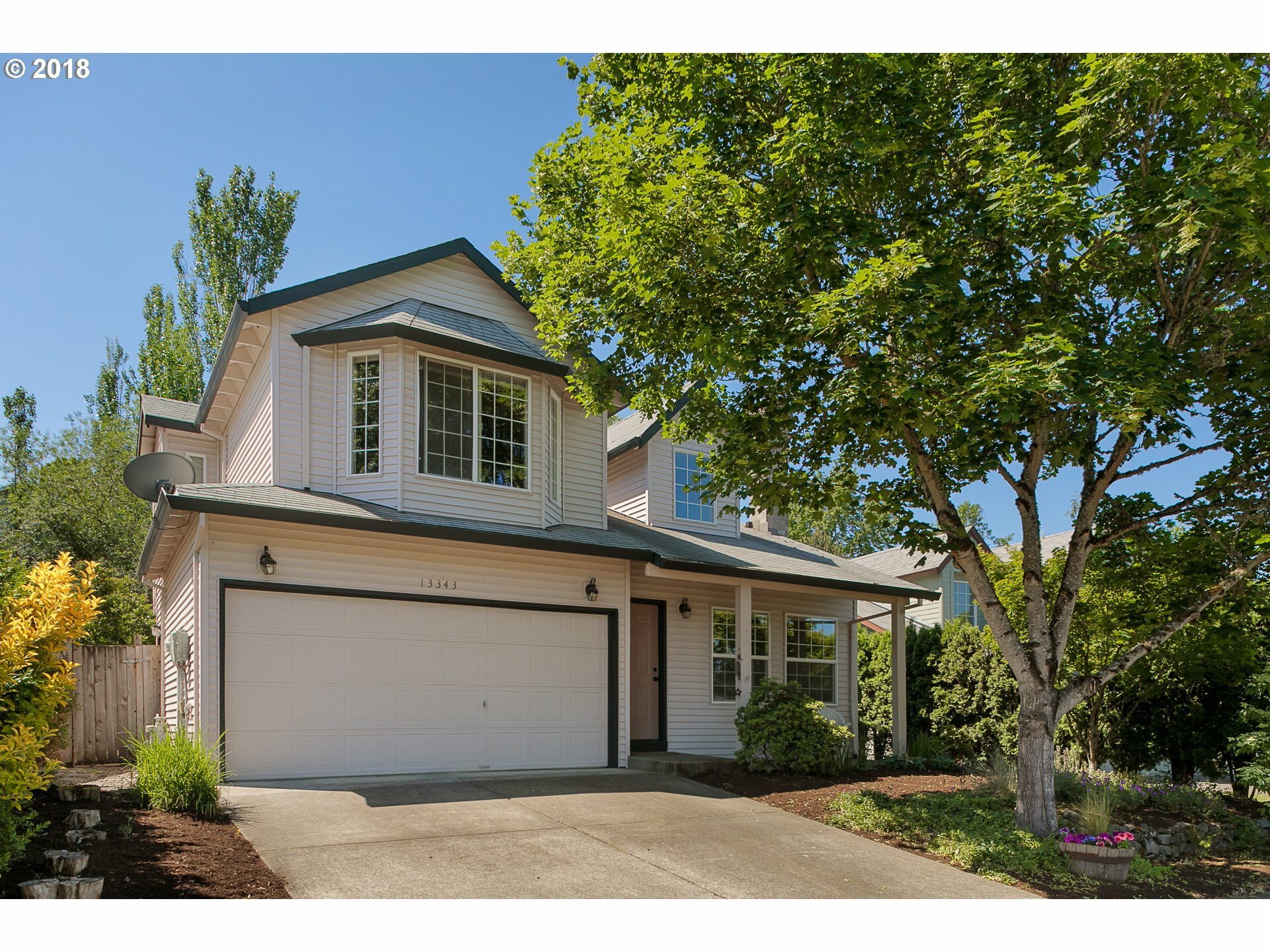 Property Photo: 13343 SW 161st Pl OR 97223