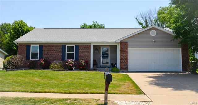 Property Photo: 804 Hunter Chaise Drive 63385