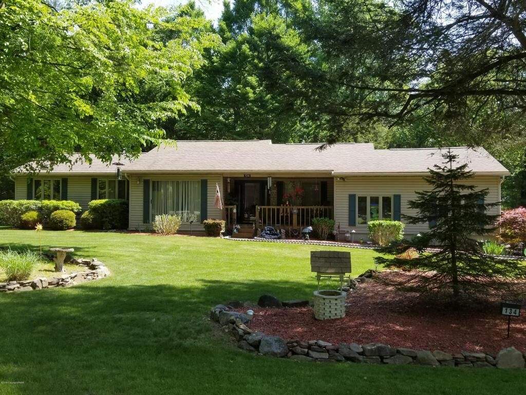 Property Photo: 134 Meadow Road PA 18347