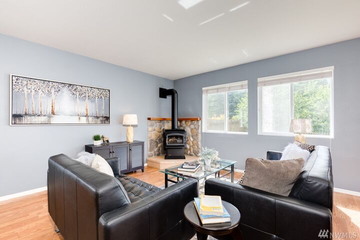 Property Photo:  7027 Autumn Ave SE  WA 98065 