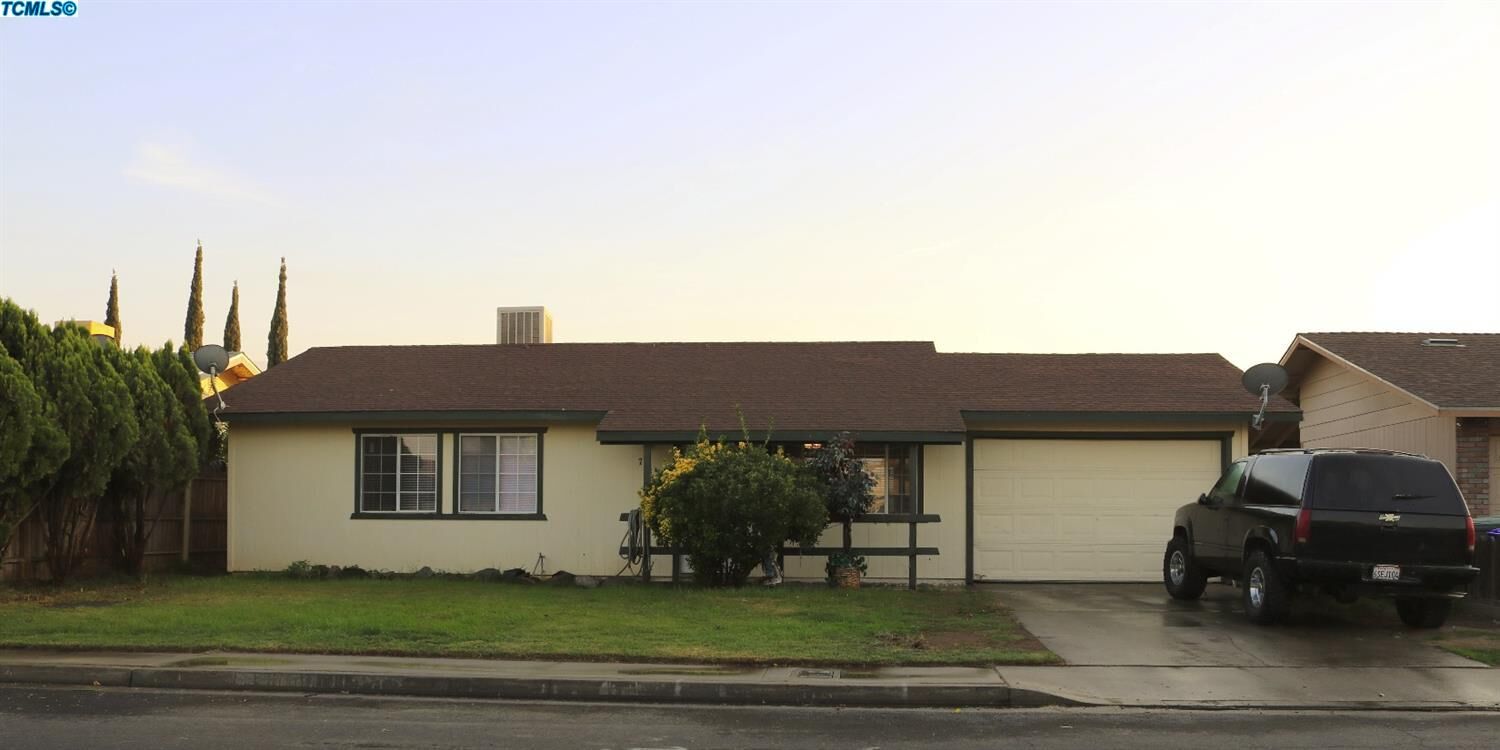 Property Photo:  774 Monte Vista Drive  CA 93247