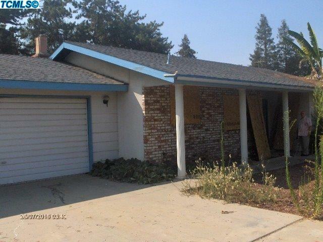 3347 W Coppola Avenue  Visalia CA 93277 photo