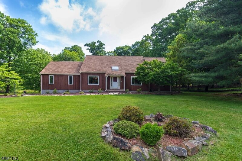 Property Photo: 16 Rustic Trl NJ 08822