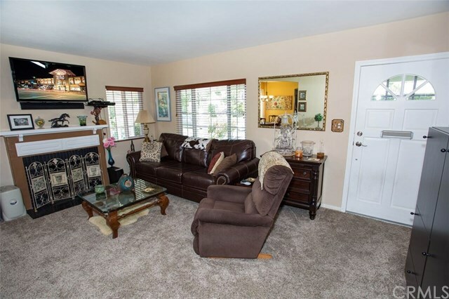 Property Photo:  1424 N Pepper Street  CA 91505 