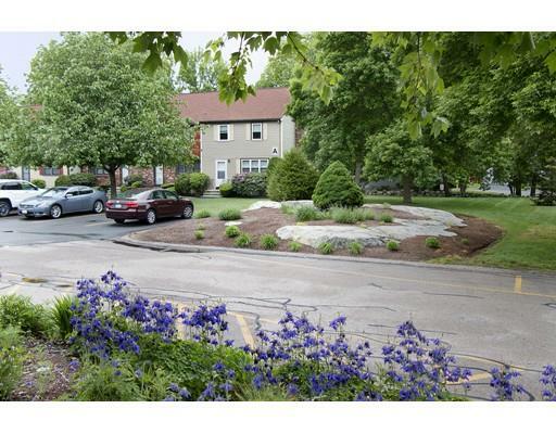 Property Photo: 5 Franklin Square 5 MA 02368