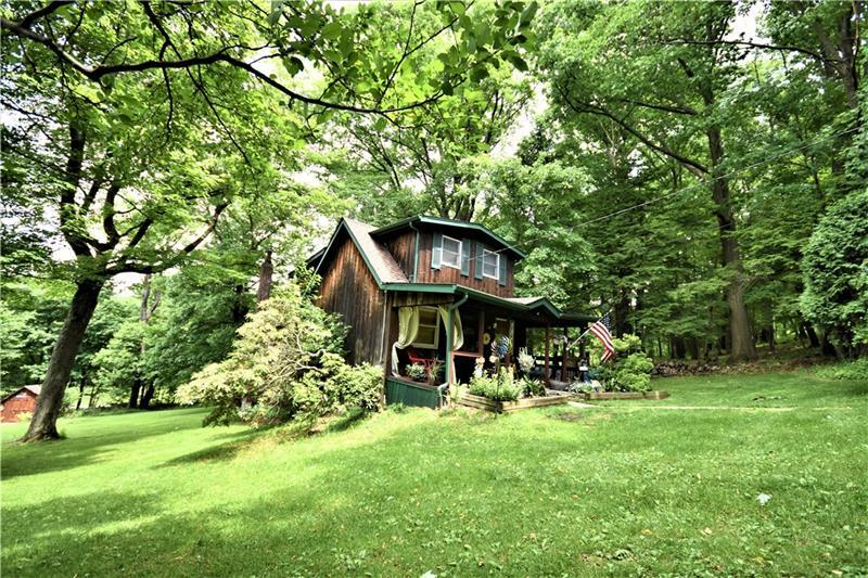 Property Photo:  2667 W Hardies Rd  PA 15044 