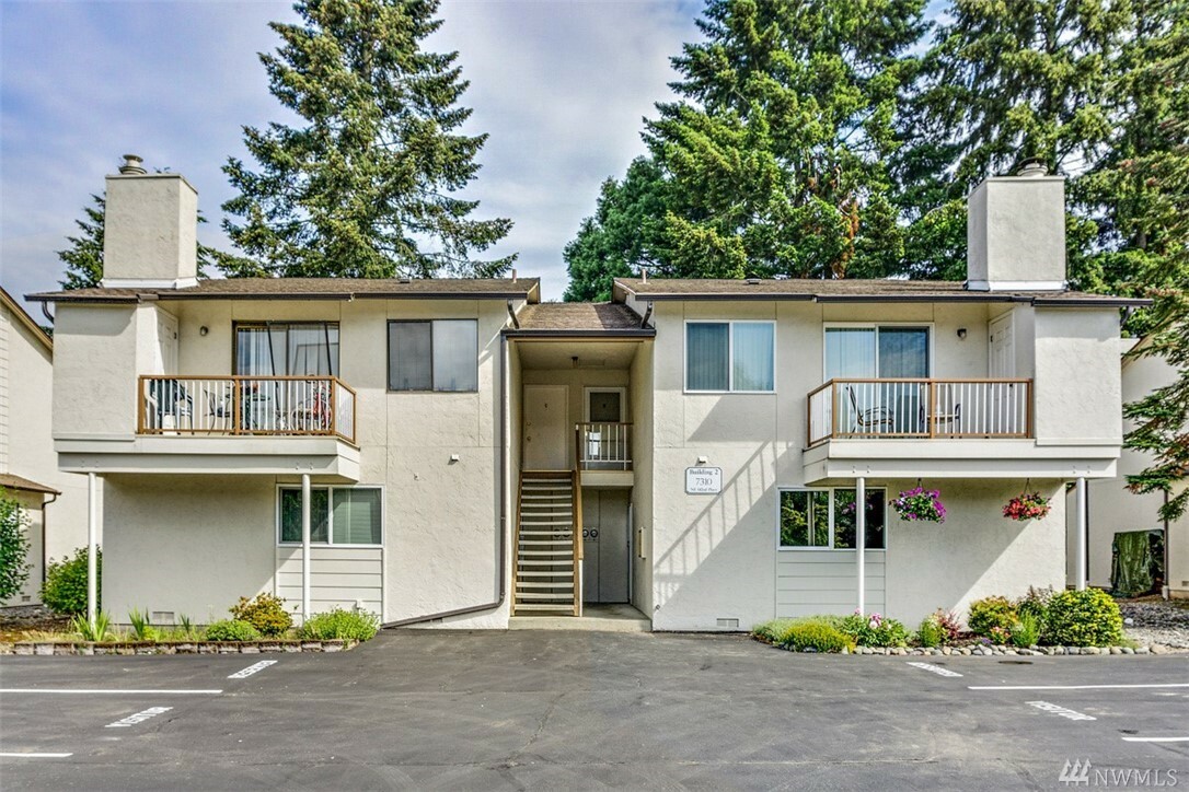 Property Photo:  7310 NE 142nd Place 2B  WA 98034 