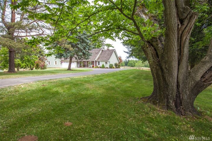 Property Photo:  6652 Woodlyn Rd  WA 98248 