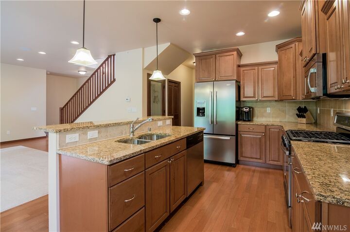 Property Photo:  5565 Old Settler Dr  WA 98248 