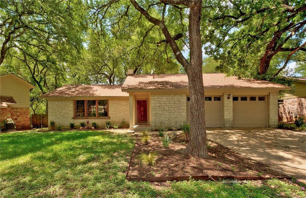 Property Photo: 10307 Mourning Dove Drive TX 78750