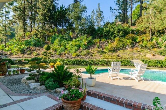 Property Photo:  5215 Stardust Road  CA 91011 
