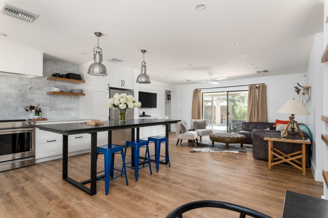Property Photo: 7753 E Earll Drive AZ 85251