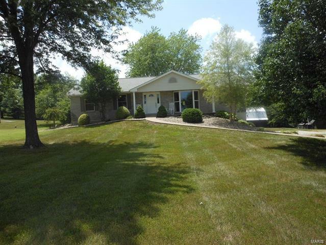 Property Photo: 2375 Bastean 63385