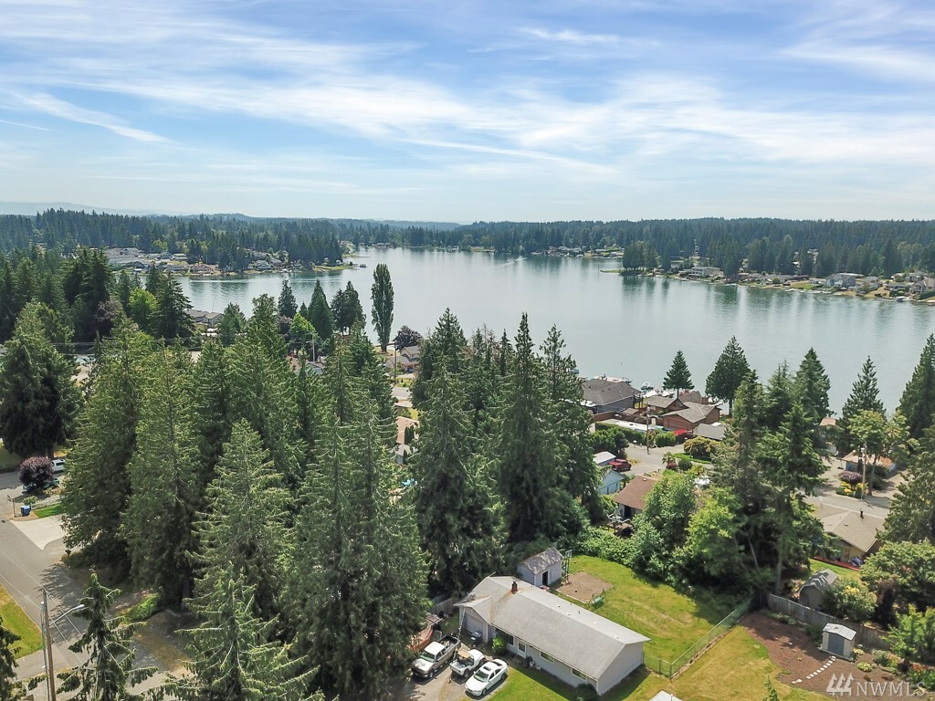 Property Photo:  4832 Aqua Dr E  WA 98391 