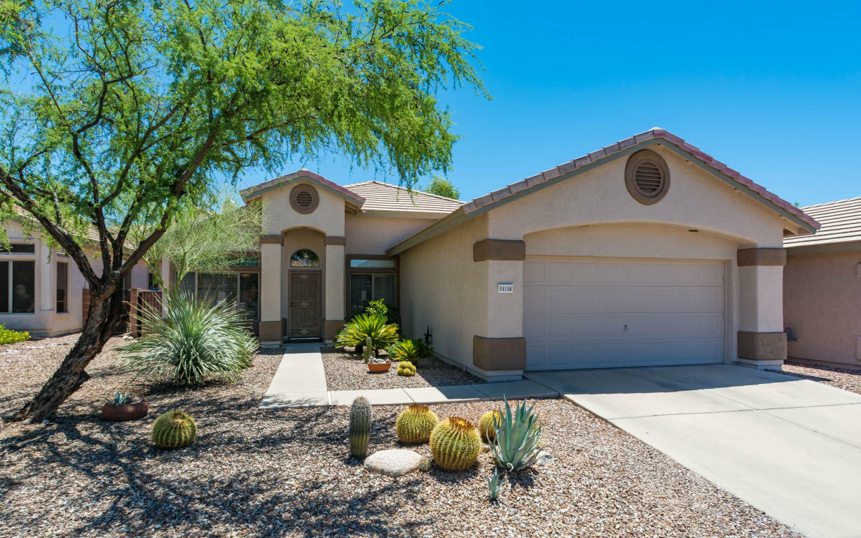 Property Photo: 11116 N Eagle Crest Drive AZ 85737