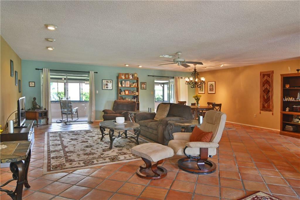 Property Photo:  10437 Montpelier Circle  FL 32821 