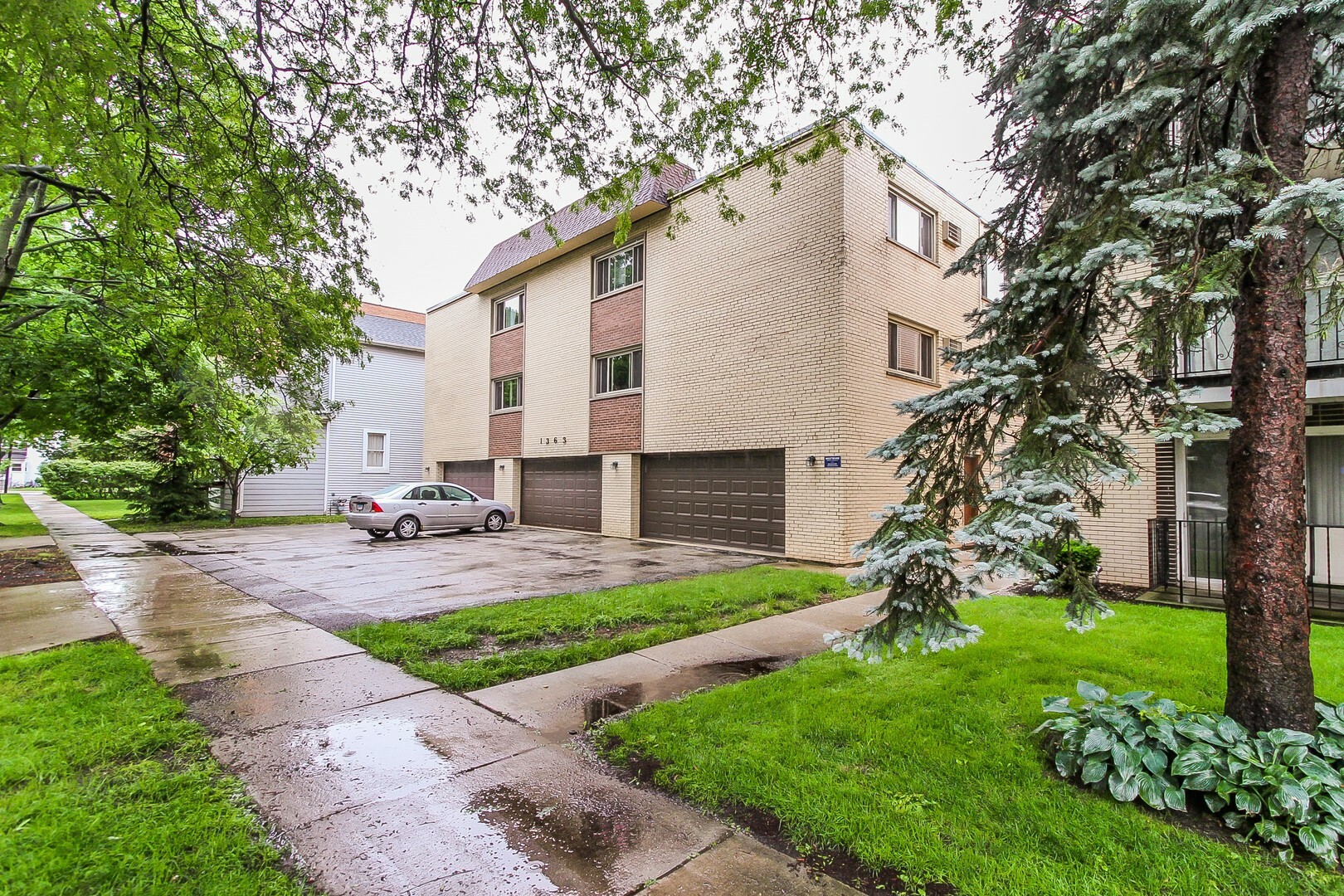 Property Photo:  1363 Perry Street 2D  IL 60016 